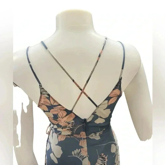 ASTR The Label  Blue Floral Maxi Spaghetti Strap Sleeveless Dress Size Small - Picture 3 of 10